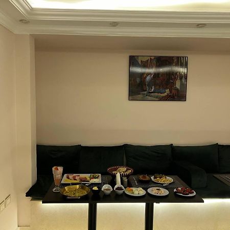 Aziz Egypt Pyramids View Hotel Kafrat al Jabal Exterior photo